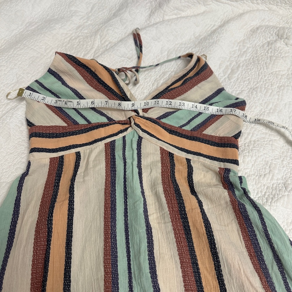 Free People Women's Twisted Tank Size Medium - Picture 6 of 10